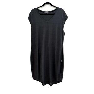 North Face Dark Gray V-Neck Dress with Pockets. Very Flattering. Size XL